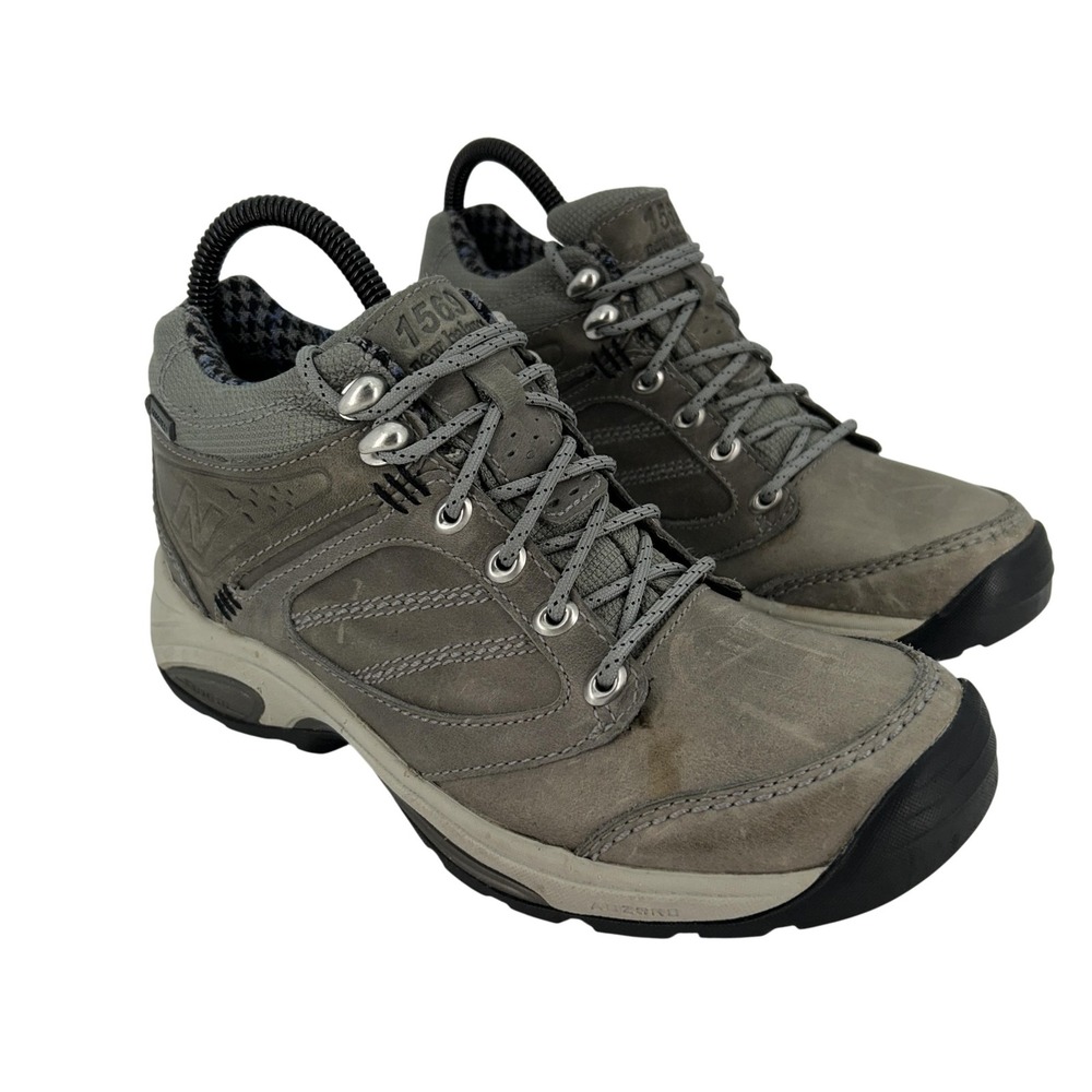 New Balance 1569 Gore Tex Hiking Shoes Womens Size 7.5 Gray Boots WW1569GR